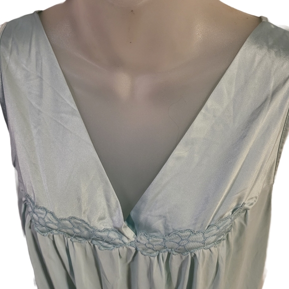 Vanity Fair Vintage Lightweight & Silky Summer Sleepgown in sz M - Picture 4 of 8